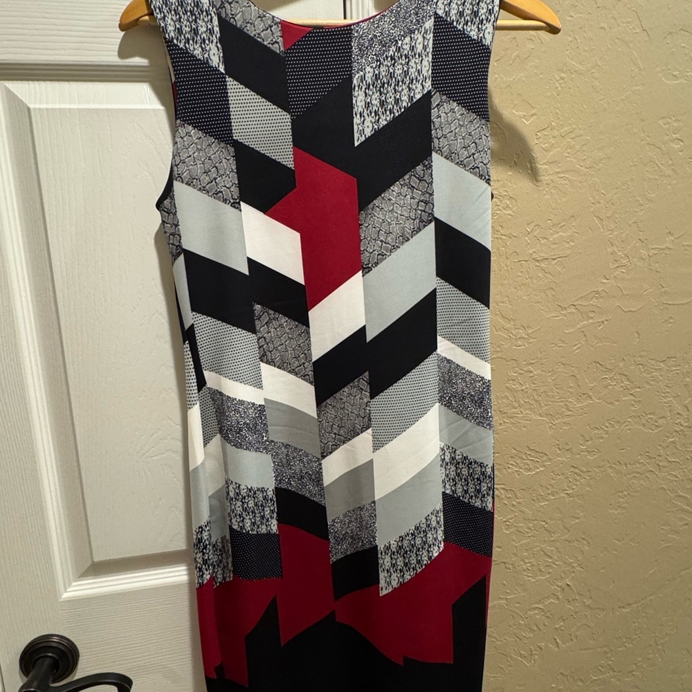 VENUS Black and Red Chevron Midi Dress